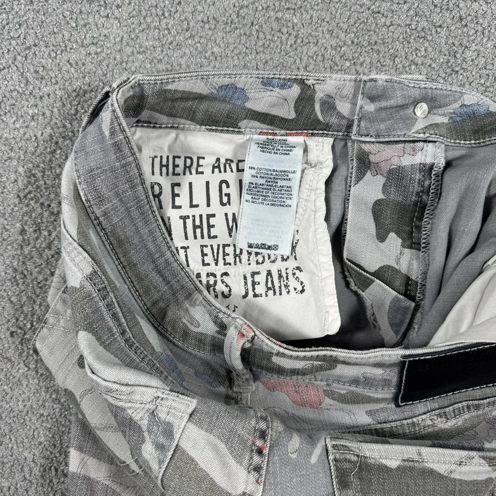 True Religion Jeans Women's Size 28 Gray Camo Floral Halle Mid-Rise Super Skinny - Picture 10 of 11